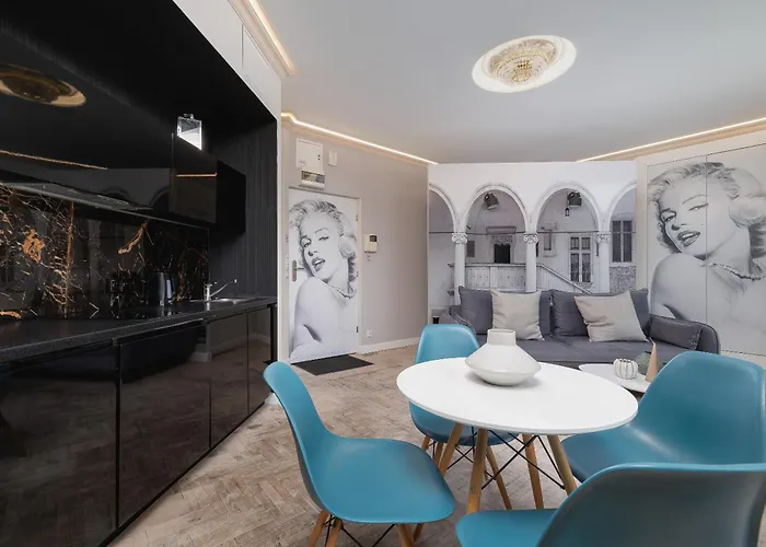 Marylin Studio - Czysta 5 Street